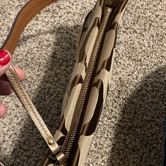 Vintage Gold and Brown Coach Bag - Picture 6 of 14